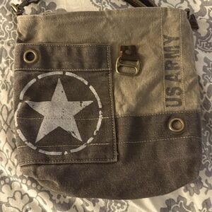 Cute US Army Women’s Bag, Olive Green color, many pockets